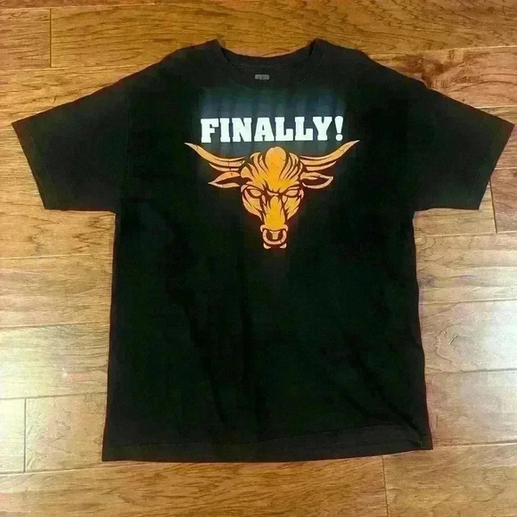 2016 The Rock, WrestleMania T-Shirt. #TheRock #WrestleMania #WWE #WWF - Picture 1 of 5